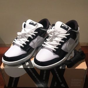 Nike Dunk Low SB.  Concord Dunk Low